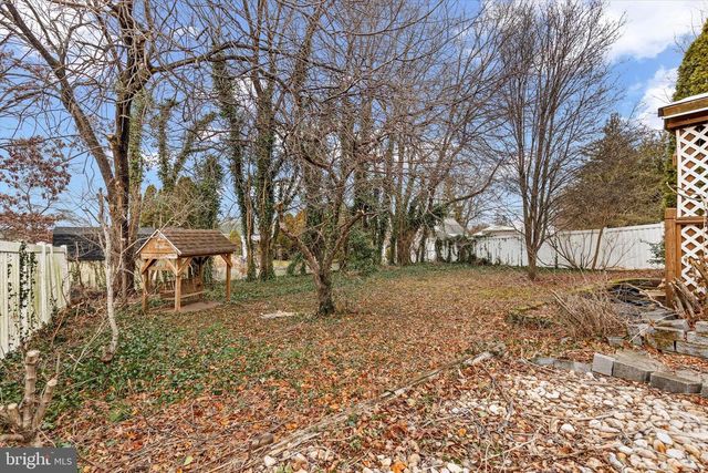 2279 MANOR RD, York, PA 17408