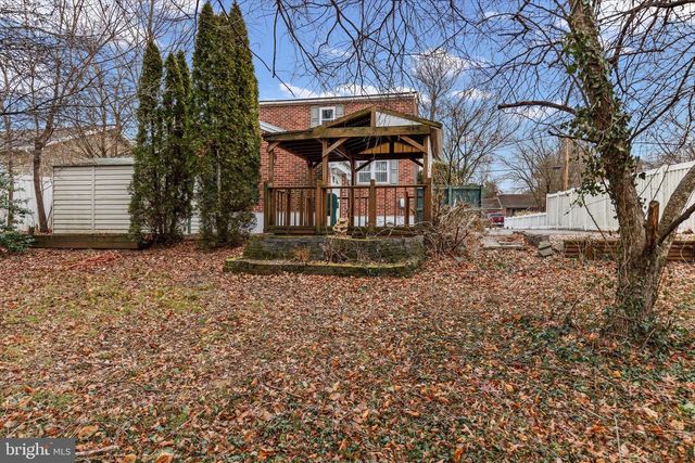 2279 MANOR RD, York, PA 17408