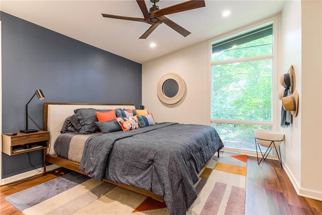 2204 W 71 Terrace, Prairie Village, KS 66208
