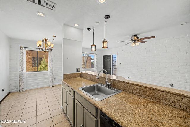 6690 E Calle Alegria Unit C, Tucson, AZ 85715