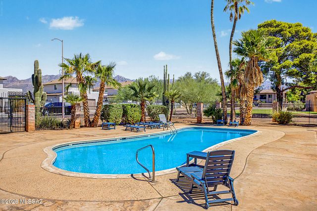 6690 E Calle Alegria Unit C, Tucson, AZ 85715