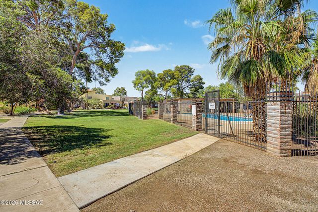 6690 E Calle Alegria Unit C, Tucson, AZ 85715