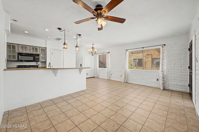 6690 E Calle Alegria Unit C, Tucson, AZ 85715