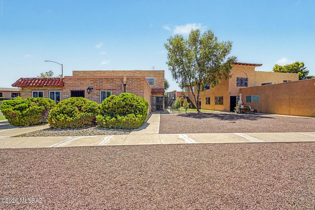 6690 E Calle Alegria Unit C, Tucson, AZ 85715