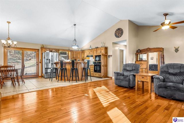 2170 Petersburg Road, Boston, KY 40107