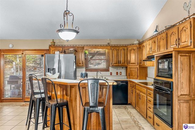 2170 Petersburg Road, Boston, KY 40107