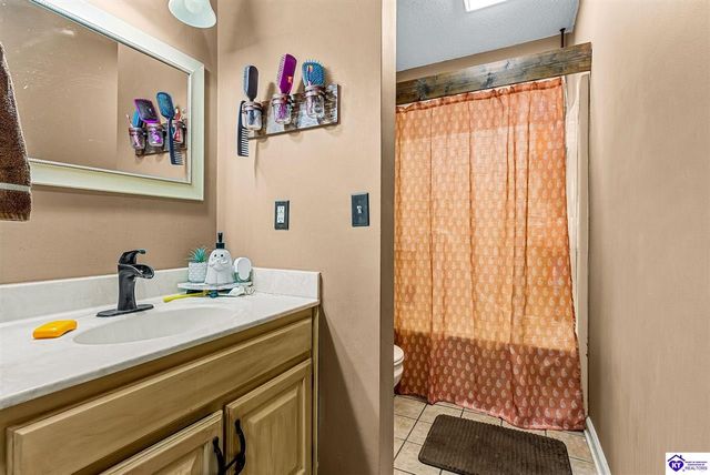 2170 Petersburg Road, Boston, KY 40107