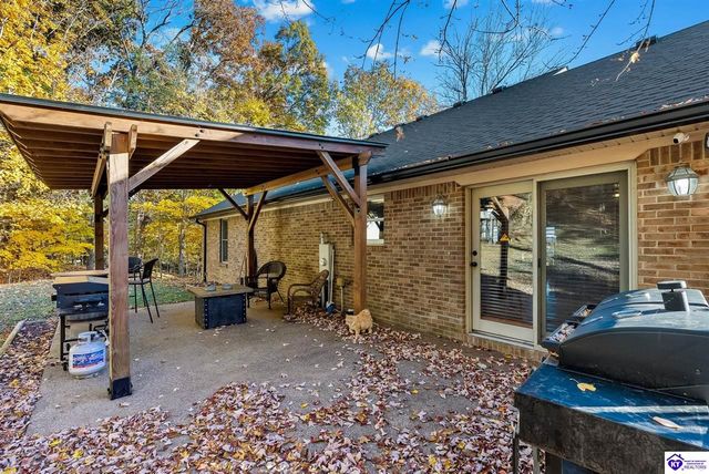 2170 Petersburg Road, Boston, KY 40107