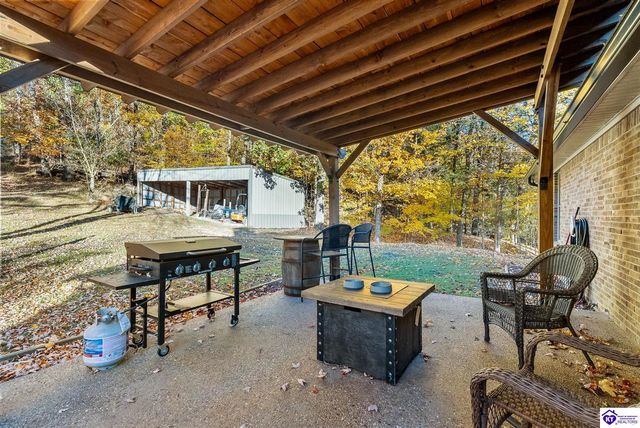 2170 Petersburg Road, Boston, KY 40107