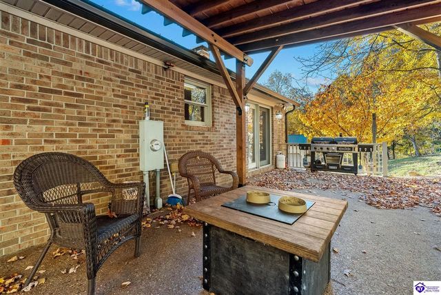 2170 Petersburg Road, Boston, KY 40107