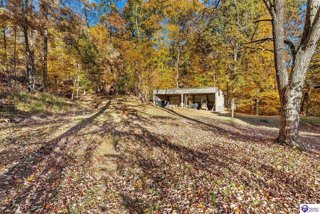 2170 Petersburg Road, Boston, KY 40107