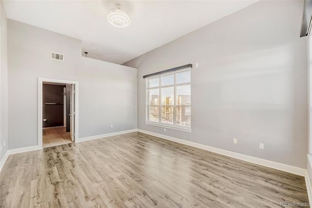 5677 S Park Place D302, Englewood, CO 80111