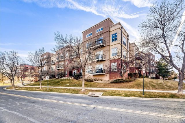 5677 S Park Place D302, Englewood, CO 80111