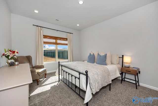 6577 Moon Crest Lane NW, Huntsville, AL 35806