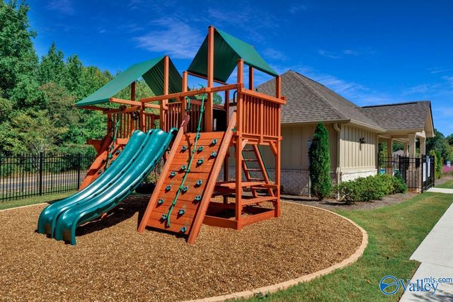 6577 Moon Crest Lane NW, Huntsville, AL 35806