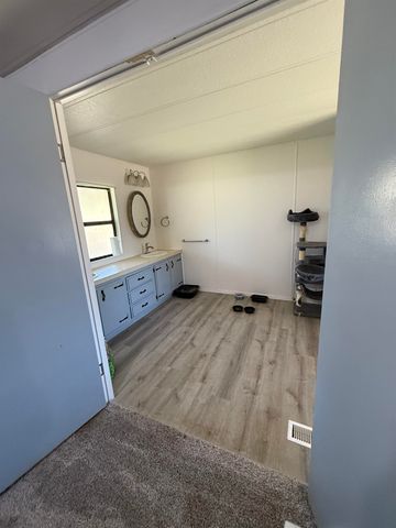 500 South Ave, Northport, WA 99157