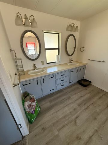 500 South Ave, Northport, WA 99157