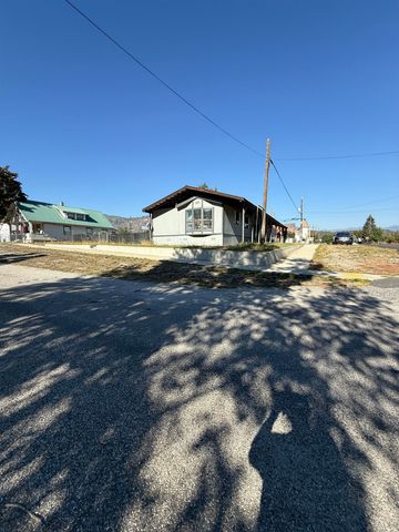 500 South Ave, Northport, WA 99157