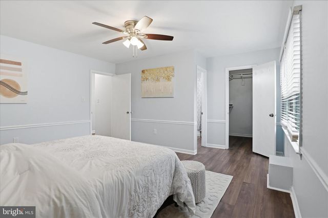1337 SHALLOW FORD RD, Herndon, VA 20170