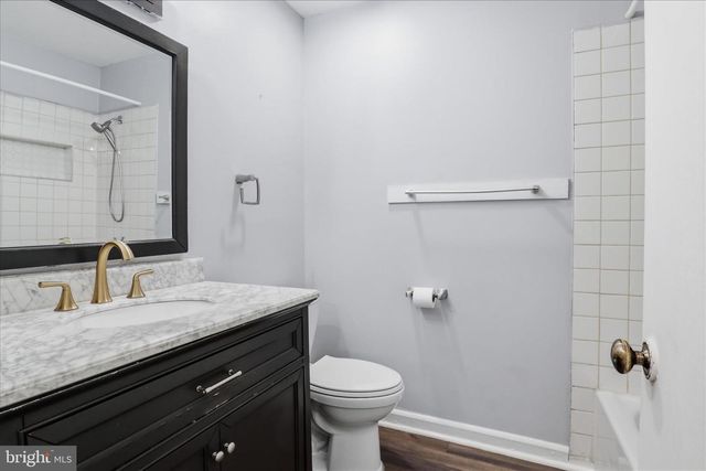 1337 SHALLOW FORD RD, Herndon, VA 20170