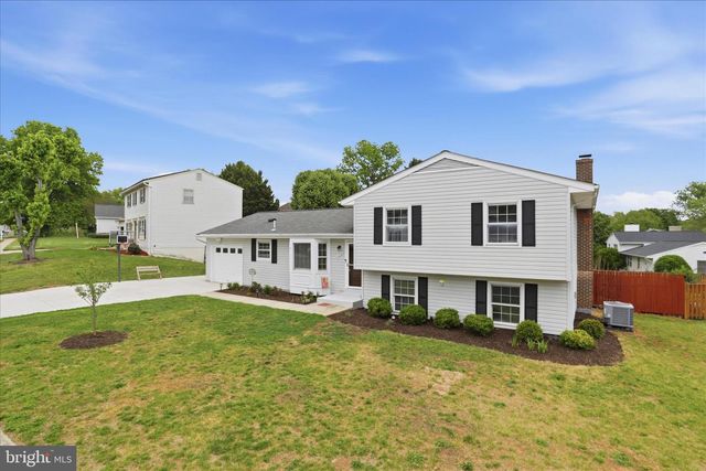 1337 SHALLOW FORD RD, Herndon, VA 20170