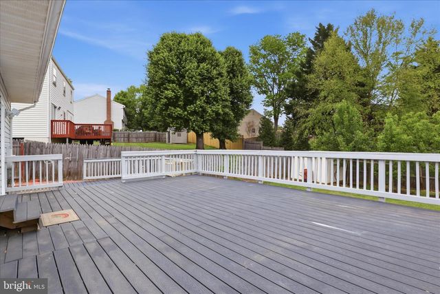 1337 SHALLOW FORD RD, Herndon, VA 20170