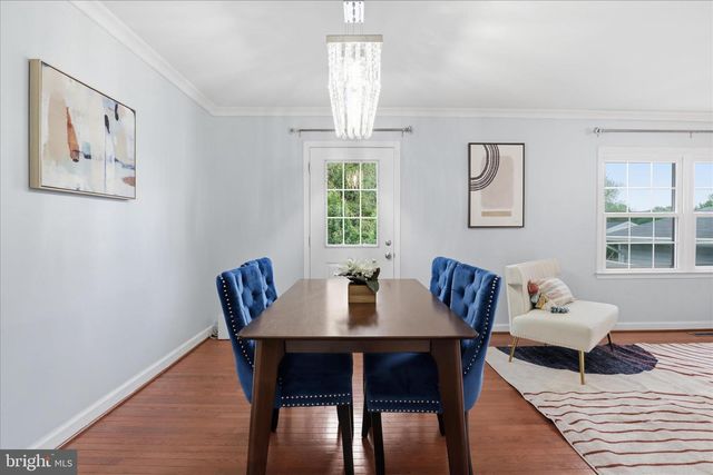 1337 SHALLOW FORD RD, Herndon, VA 20170