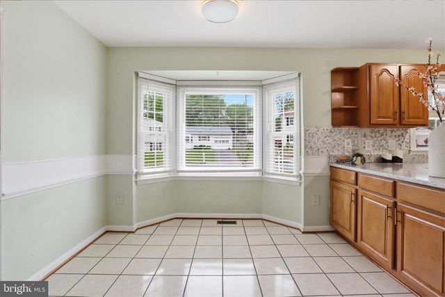 1337 SHALLOW FORD RD, Herndon, VA 20170