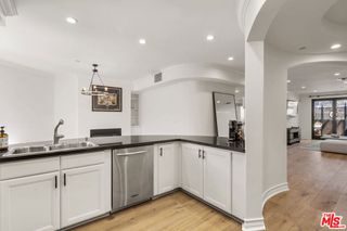 122 N Clark Drive 405, West Hollywood, CA 90048