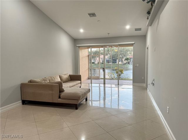 8153 Sanctuary DR 2, Naples, FL 34104