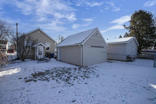 213 LAWSON STREET, Menasha, WI 54952