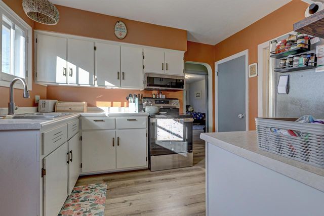 213 LAWSON STREET, Menasha, WI 54952