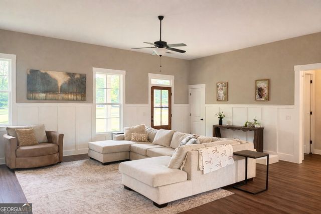 85 Woodfin Way, Social Circle, GA 30025