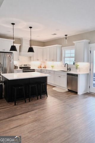 85 Woodfin Way, Social Circle, GA 30025