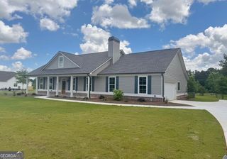 85 Woodfin Way, Social Circle, GA 30025