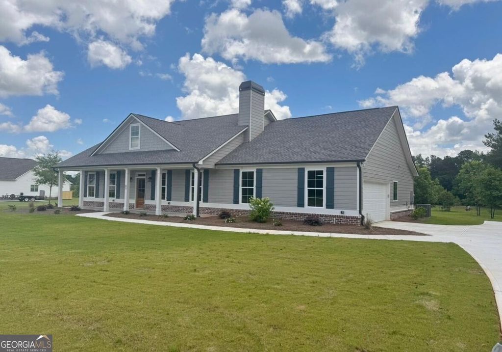 85 Woodfin Way, Social Circle, GA 30025