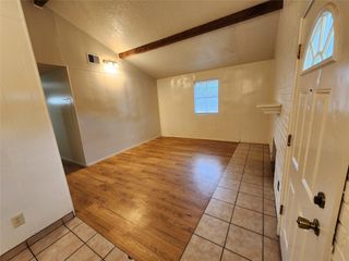 6909 Cooper LN B, Austin, TX 78745