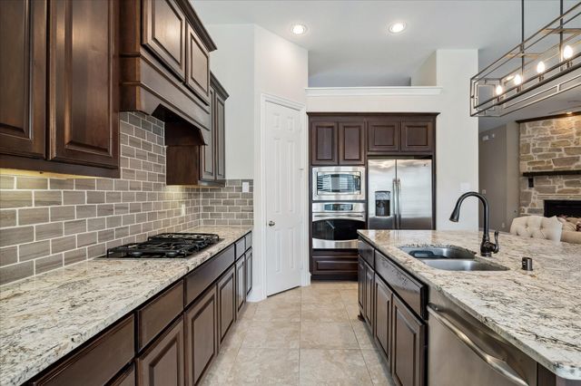 20611 Delta Lake Drive, Richmond, TX 77406