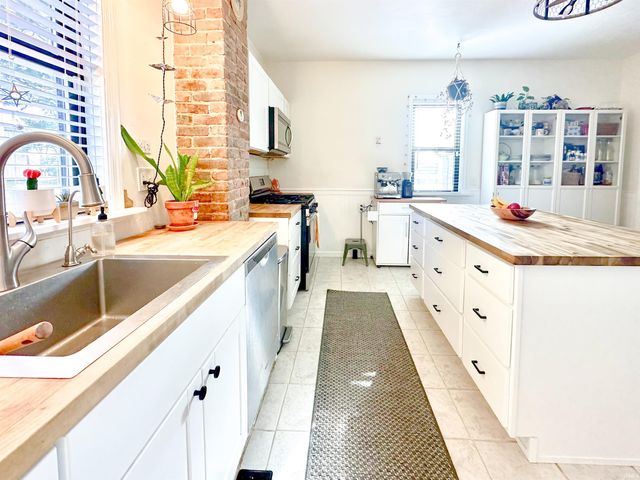 2505 Meier Road, Evansville, IN 47720