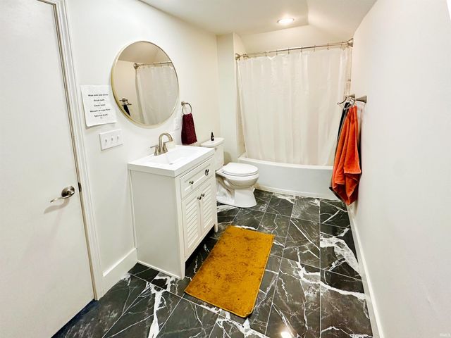 2505 Meier Road, Evansville, IN 47720