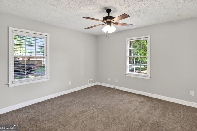 406 Maddox Road, Griffin, GA 30224