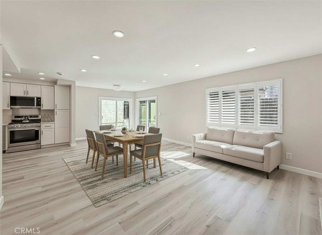 Image 15 of property listing at 12392 Carl Street, Pacoima, CA 91331