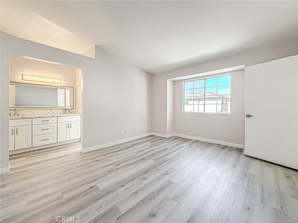 Image 29 of property listing at 12392 Carl Street, Pacoima, CA 91331