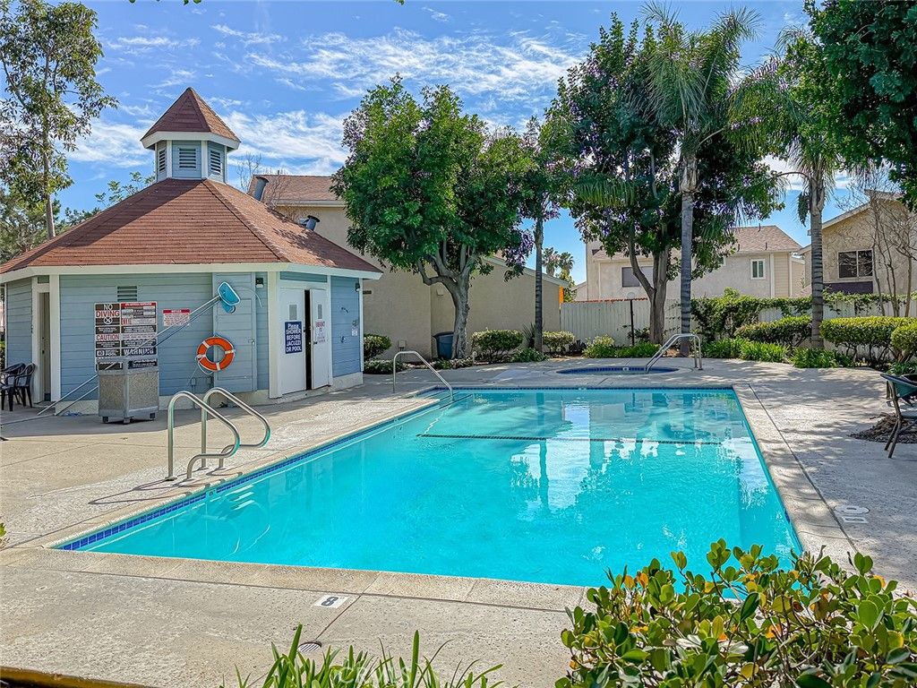 Image 53 of property listing at 12392 Carl Street, Pacoima, CA 91331