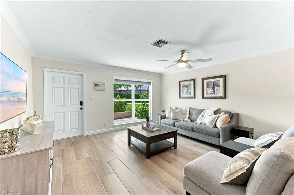 809 Palm View DR 8, NAPLES, FL 34110 — photo 2