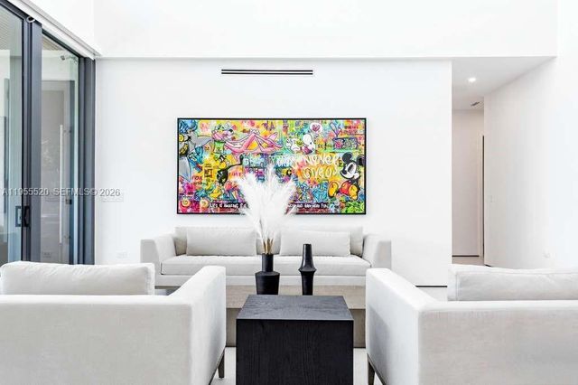 1830 NE 193rd St, Miami, FL 33179