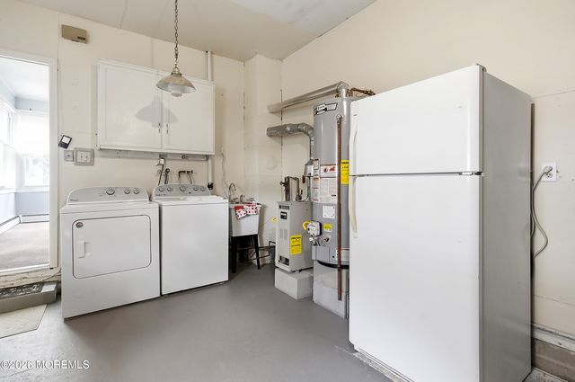 943 Edgebrook Drive N, Toms River, NJ 08757