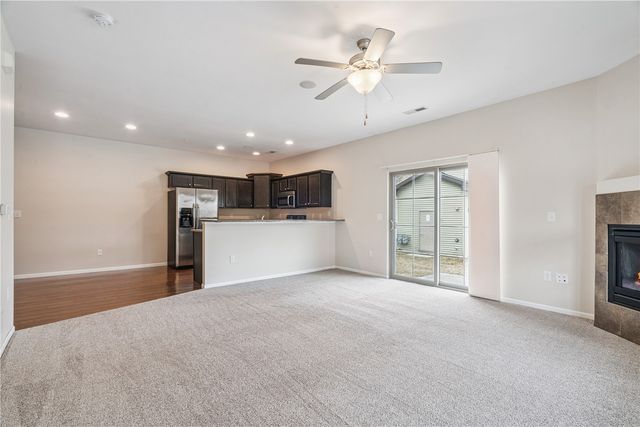 469 Cambria Drive, North Liberty, IA 52317