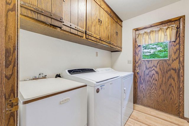1820 Candlewood LANE, Richfield, WI 53076