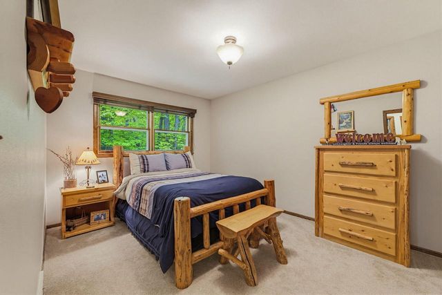 1820 Candlewood LANE, Richfield, WI 53076
